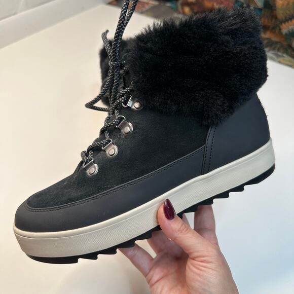 UGG Koolaburra Tynlee  Black Lace Up Boots 9 - Picture 1 of 6